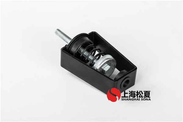 安裝動臂彈簧減震器時必須注意什么？